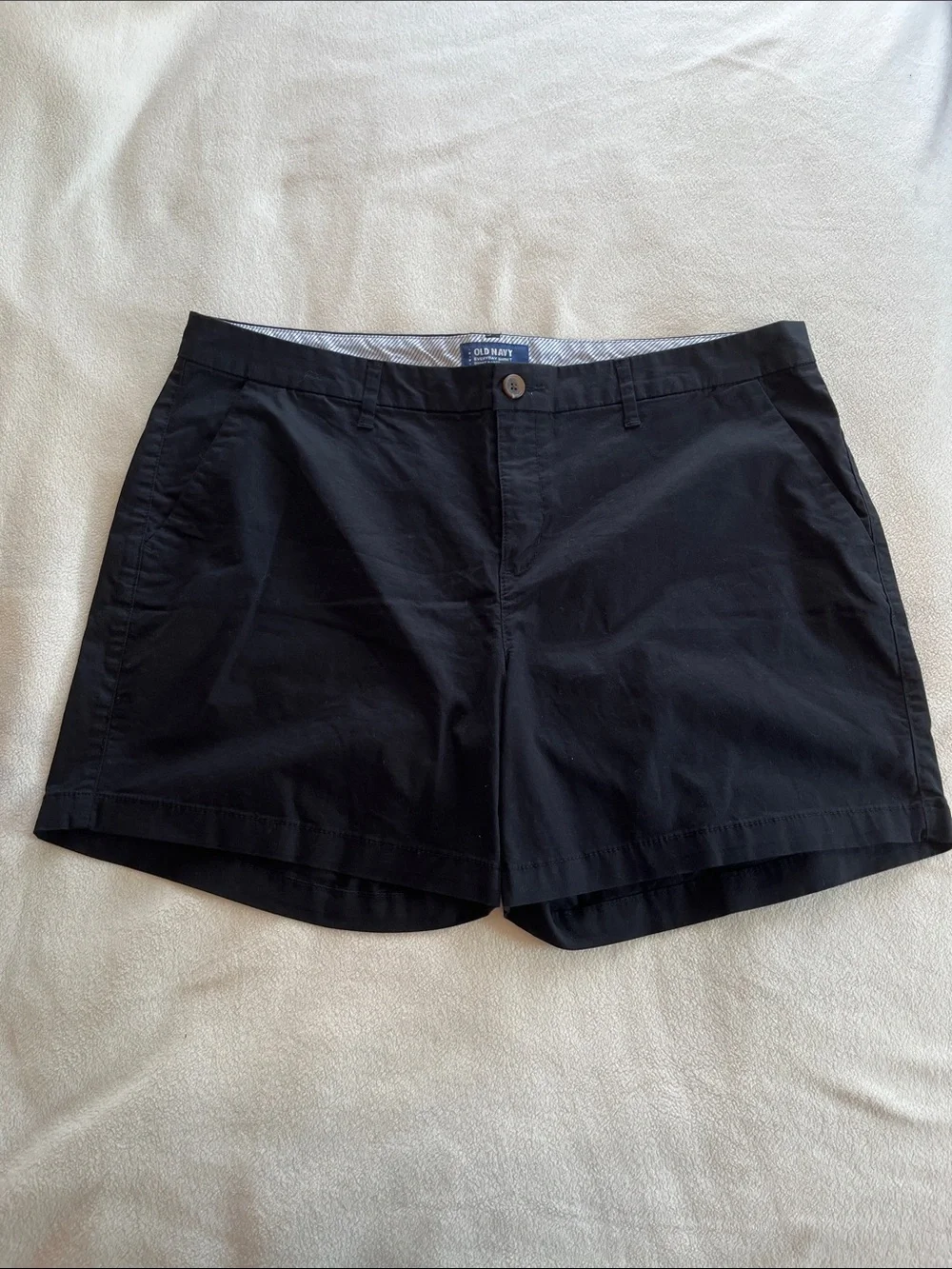 Old Navy Black Women's Casual Chino Shorts